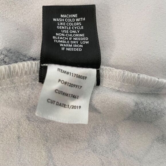 Torrid Wms Size 1X Textured Knit Floral Print Skater Flare Dress - Picture 8 of 9